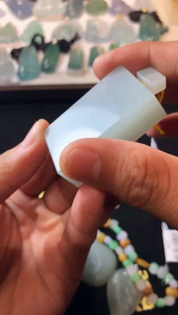 未镶嵌定制翡翠安*鲁  S毛货不退不换