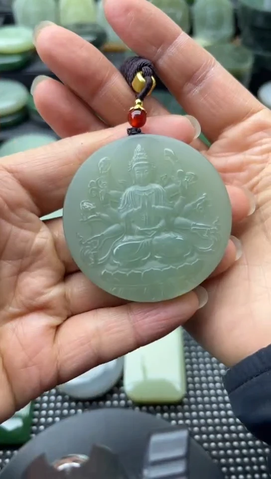 未镶嵌和田玉珠宝半成品菩萨