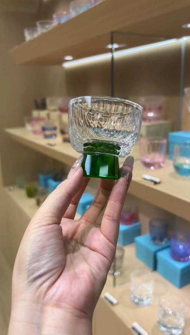 绿色闪烁茶杯 买一送一