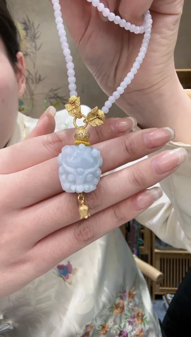 【闪购商品】翡翠颈饰未镶嵌吊坠1