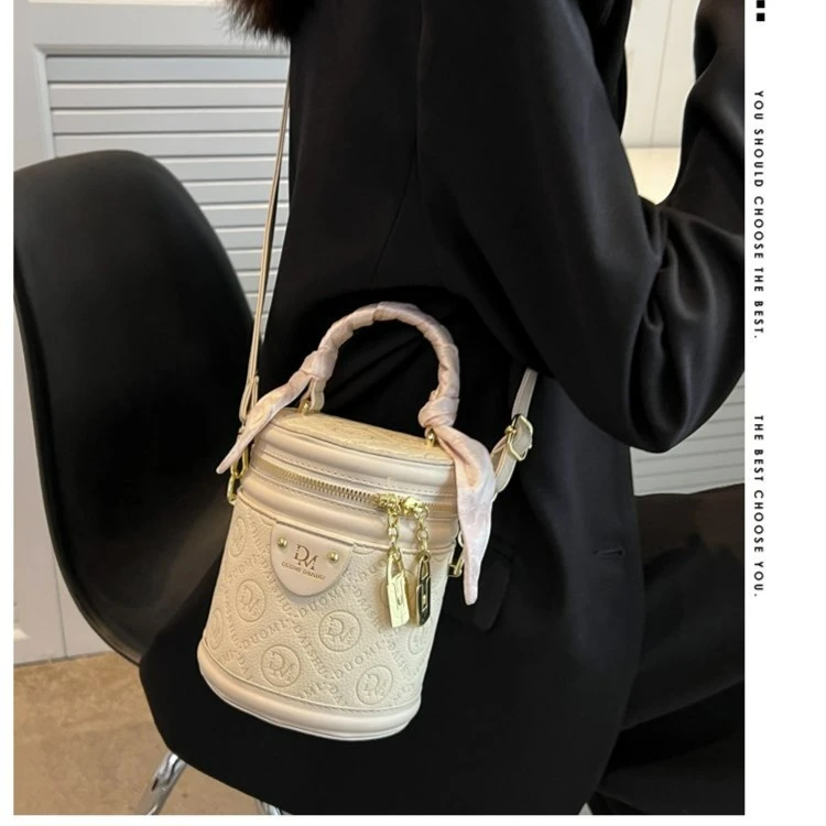 带丝巾新款水桶包小清新大方手提包单肩斜挎包6620