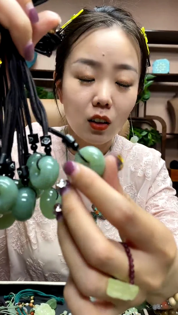 岫玉未镶嵌吊坠多样性发货其中发一