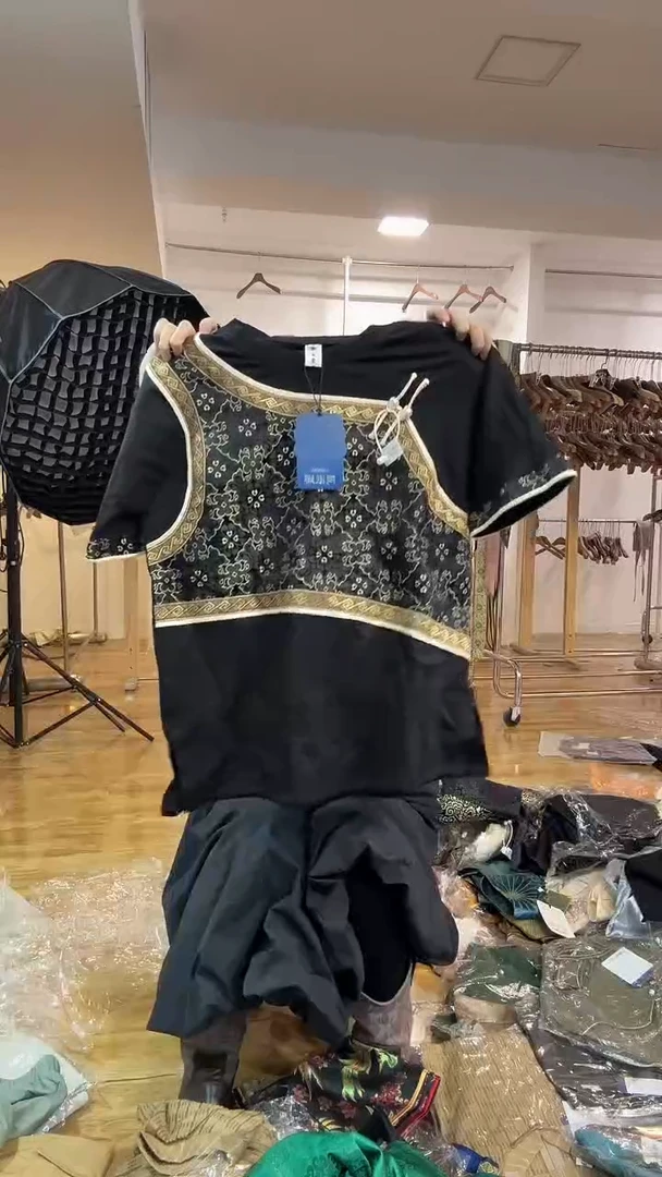 M  半袖   120斤以里