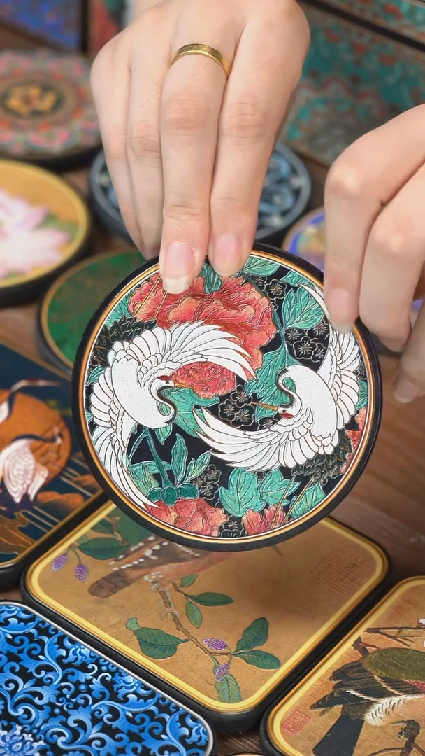 壹藏贰宝鹤戏牡丹杯垫一片