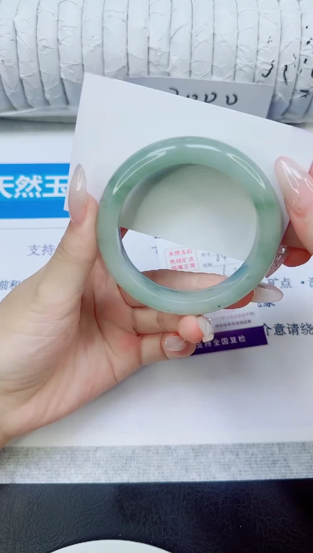 未镶嵌手镯石英质玉42/54