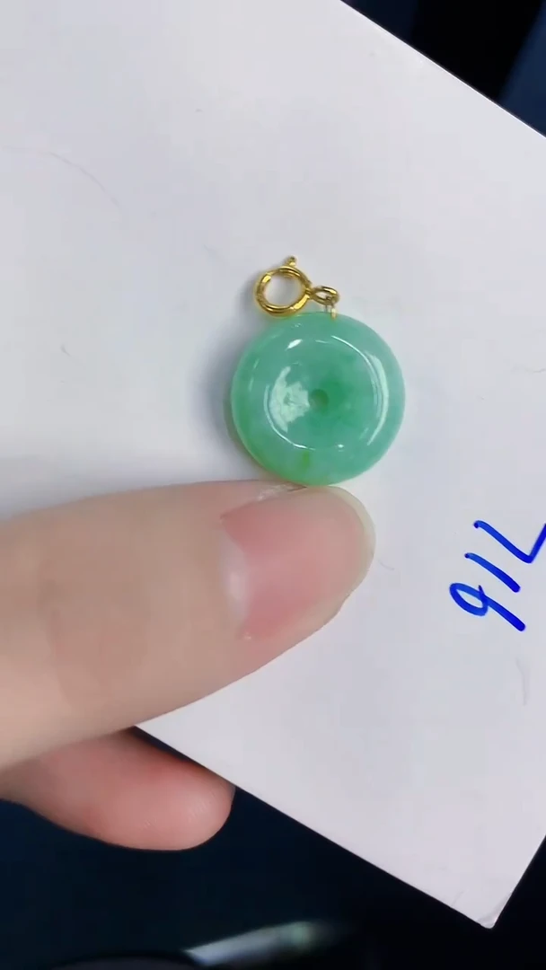 颈饰未镶嵌翡翠天然翡翠缅甸A货