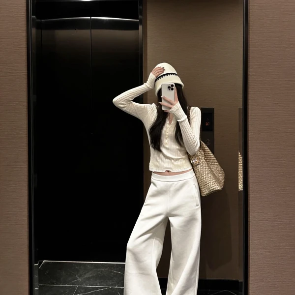 时尚辣妹风秋冬时尚套装上衣套装轻熟风纯欲风小香风显瘦直筒