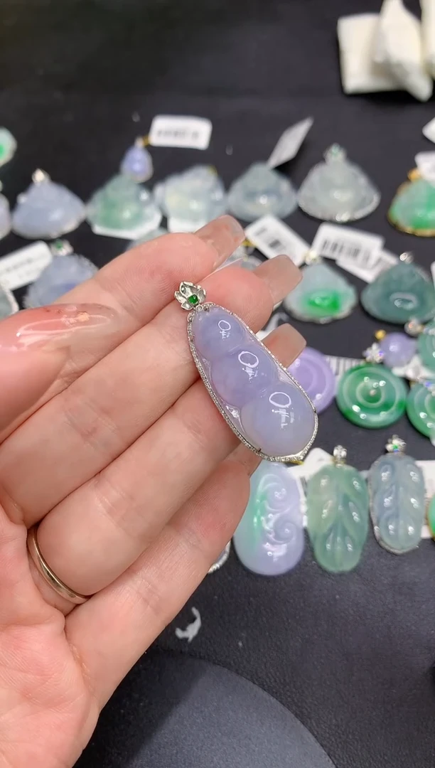 吊坠(不含链)18K金镶嵌翡翠111111111111