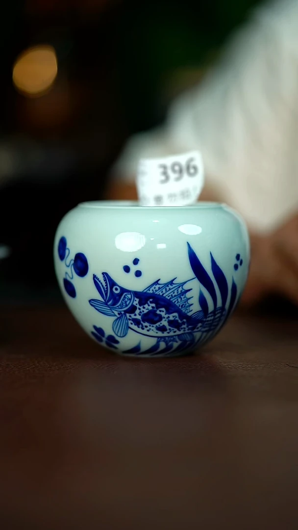 微暇介意不要拍....