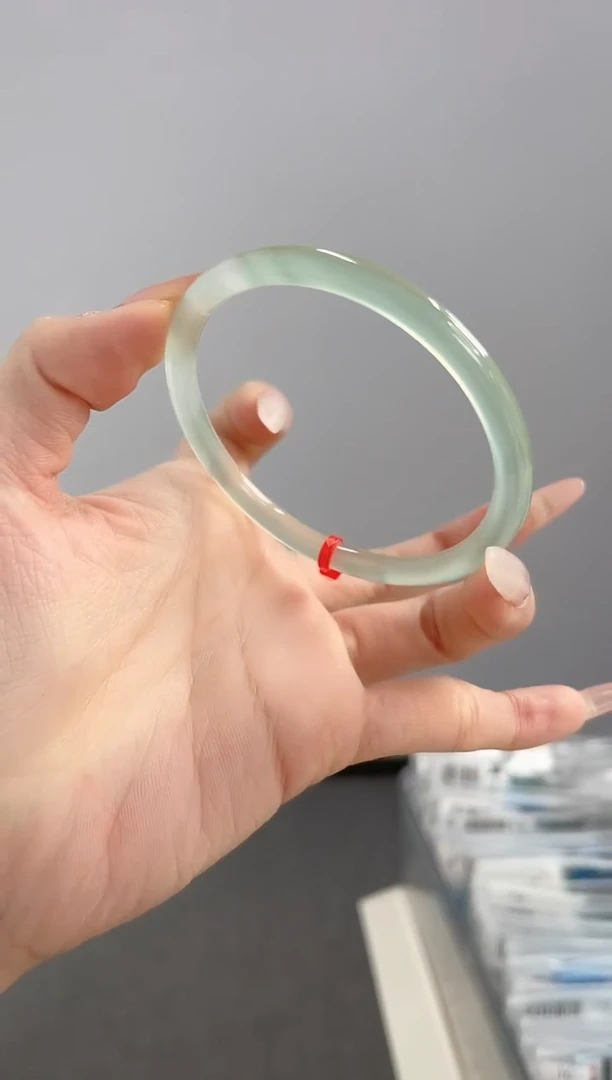 【闪购商品】玛瑙/玉髓手镯未镶嵌57-58圈