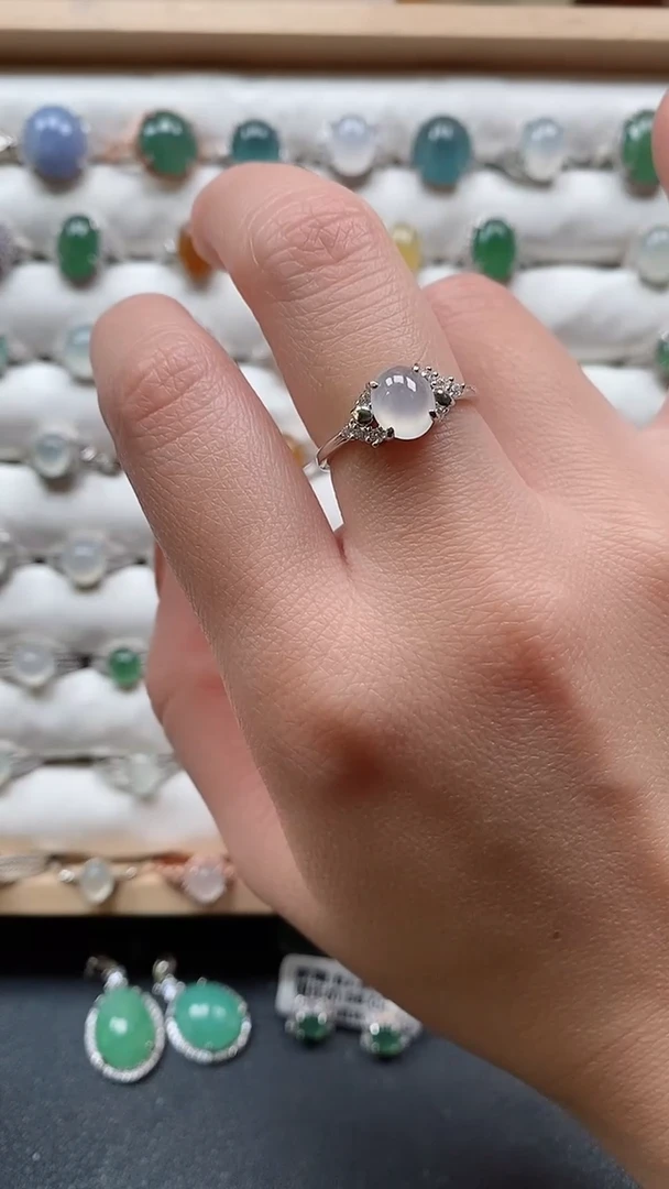 【闪购商品】翡翠戒指银S925镶嵌一物一证一礼盒