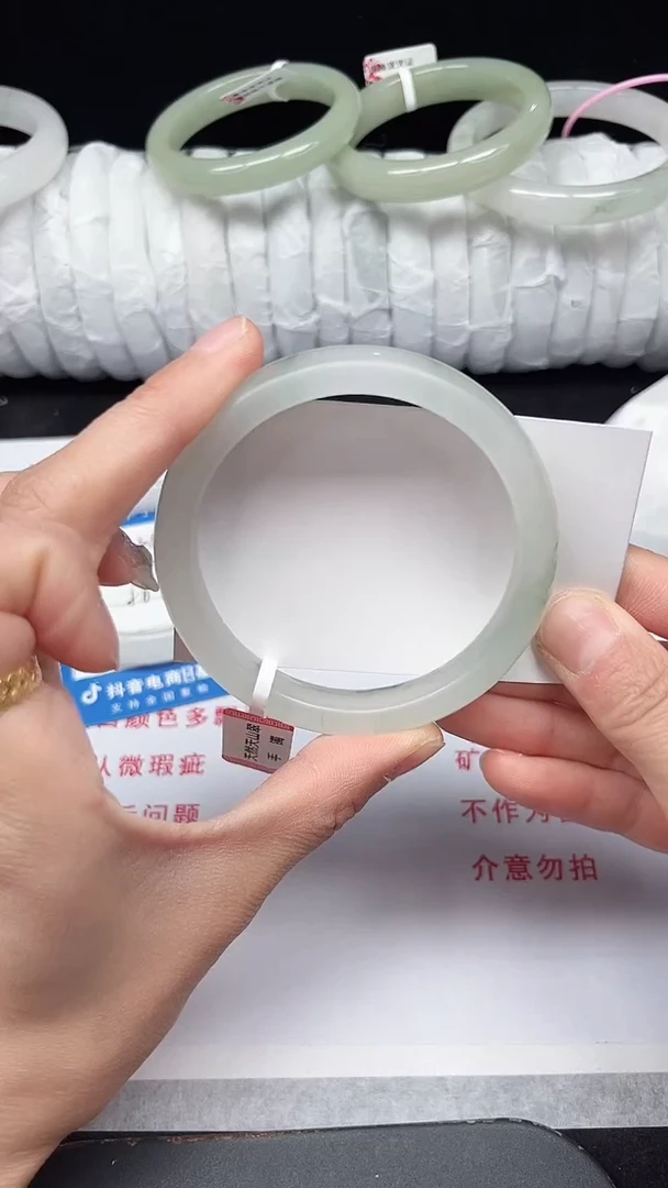 未镶嵌手镯石英质玉359-60/61