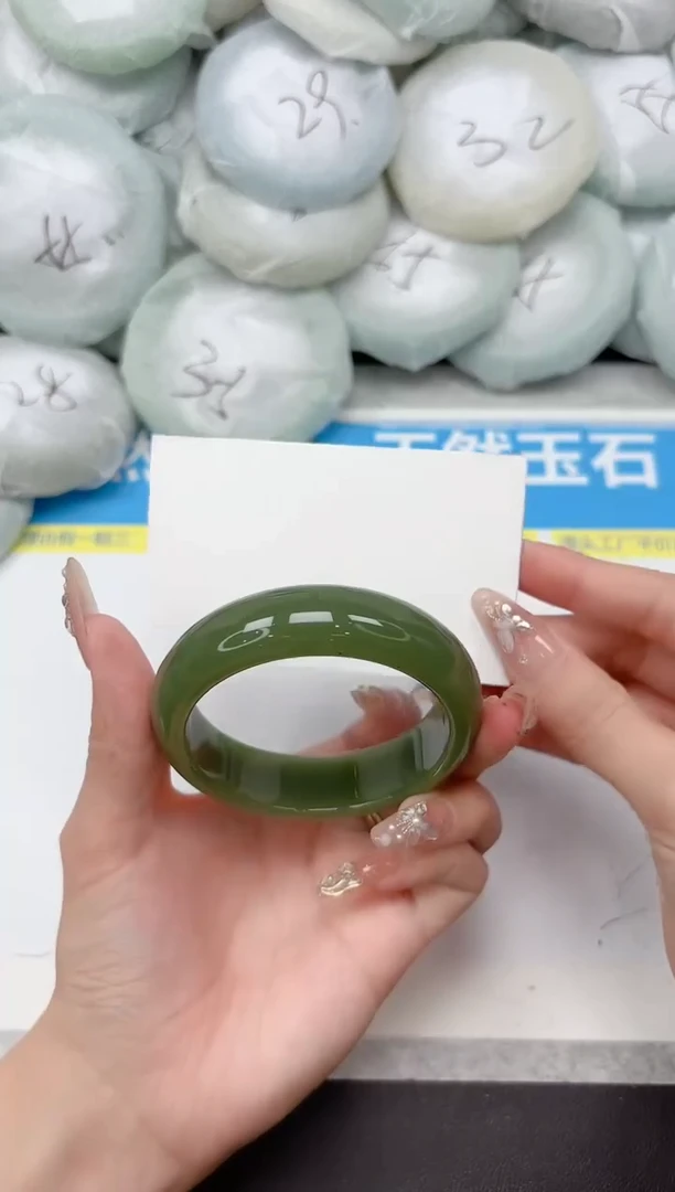 未镶嵌手镯石英质玉163-54.8