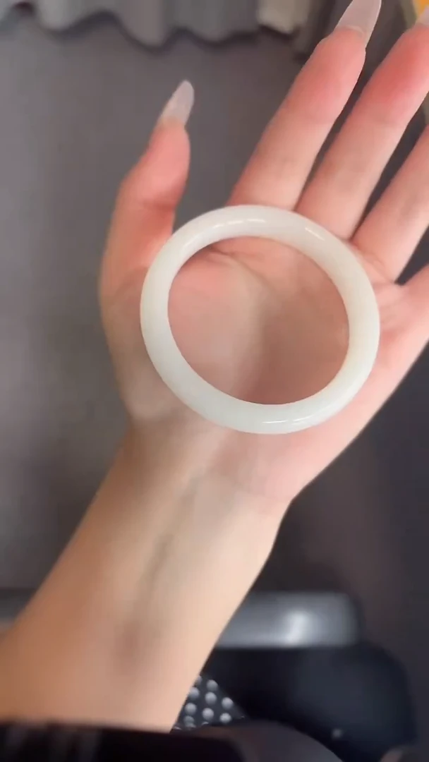 和田玉手镯未镶嵌47-3-56