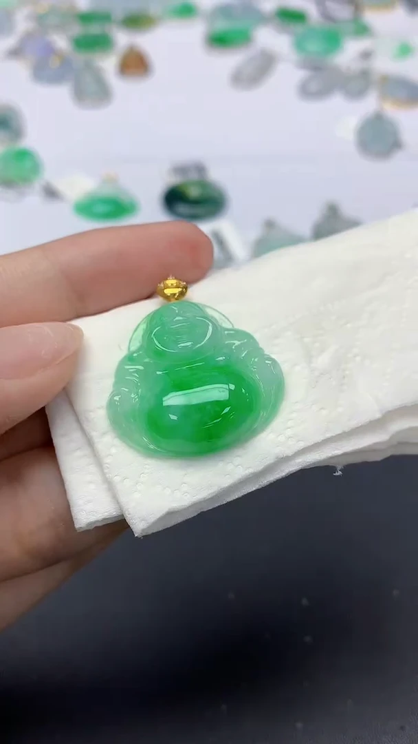 翡翠18K金镶嵌颈饰天然缅甸a货翡翠