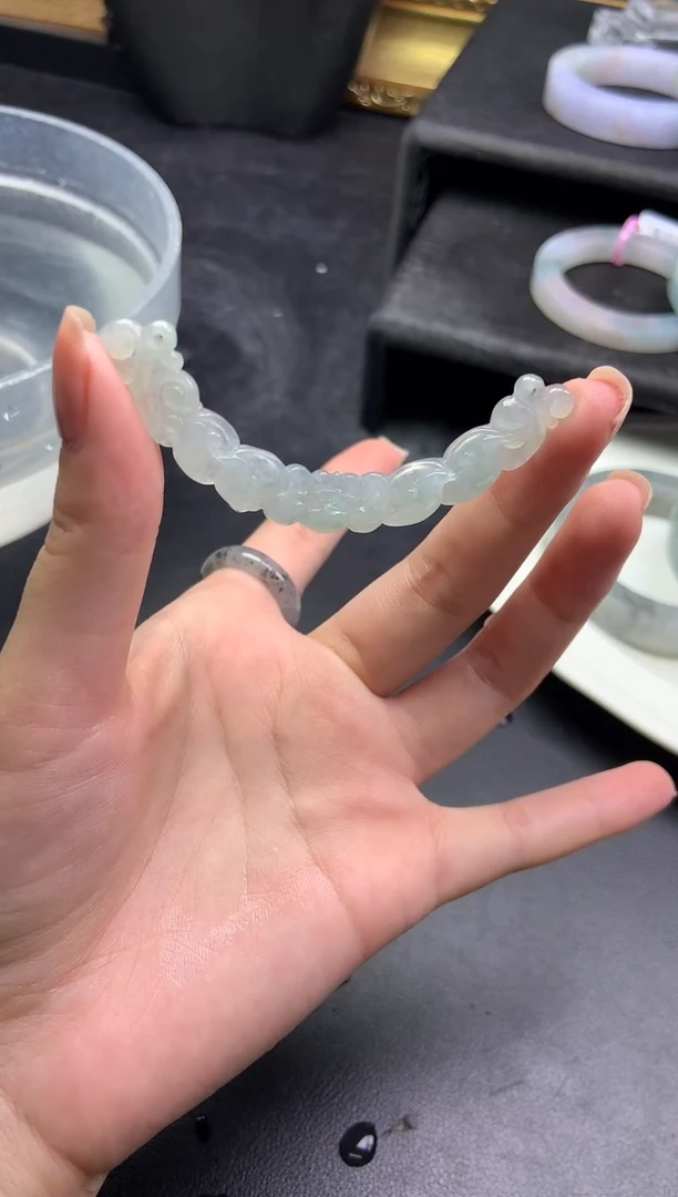 未镶嵌挂件翡翠玉璜