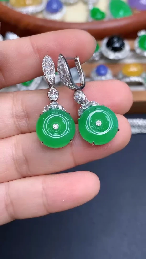 18K金镶嵌翡翠耳饰707-中国好珍宝