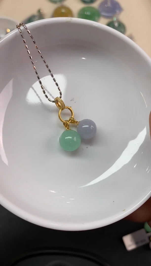 【闪购商品】翡翠吊坠(不含链)18K金镶嵌吊坠A79|1780