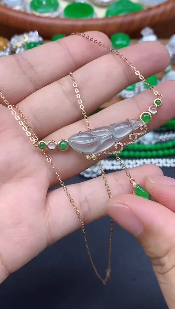 颈饰18K金镶嵌翡翠409-中国好珍宝