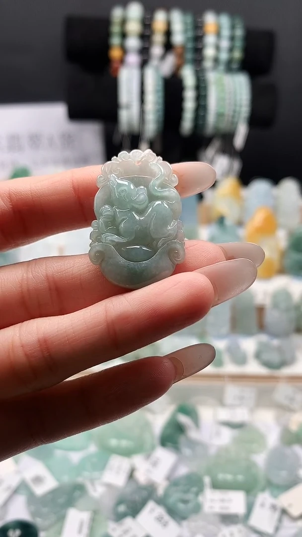 吊坠(不含链)未镶嵌翡翠100生肖鼠