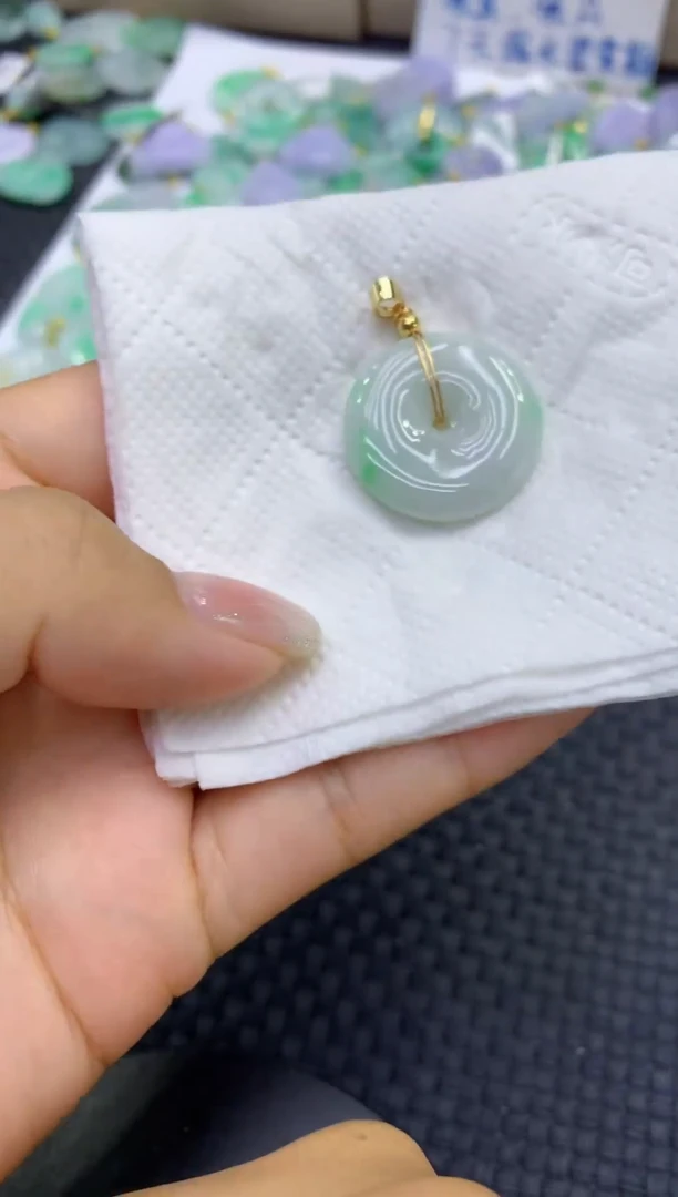 颈饰未镶嵌翡翠天然缅甸A货翡翠