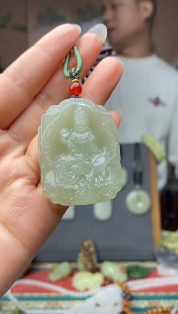 颈饰未镶嵌和田玉拍一发一