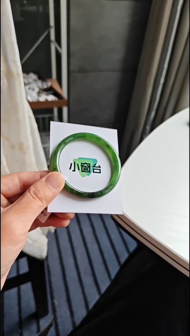 未镶嵌手镯和田玉和田玉手镯未镶嵌