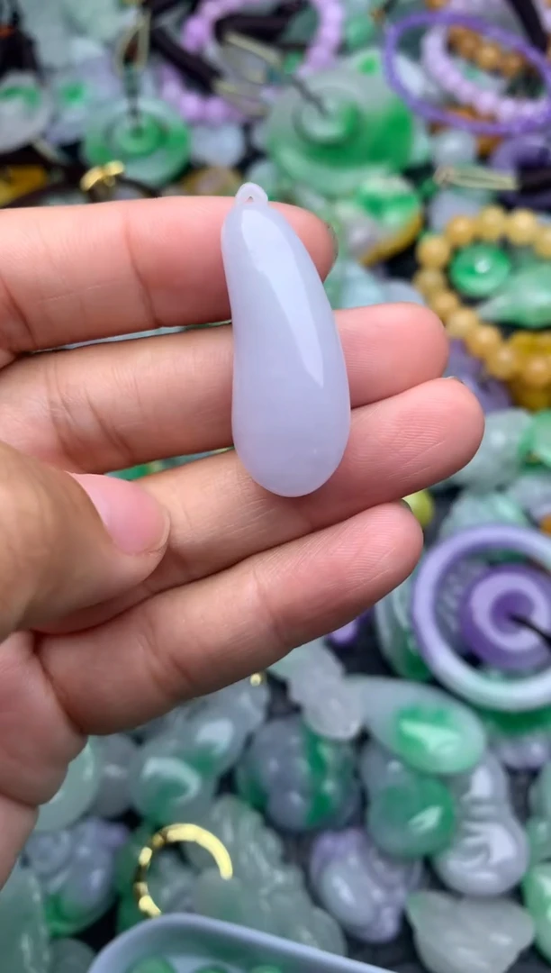 颈饰未镶嵌翡翠缅甸翡翠吊坠