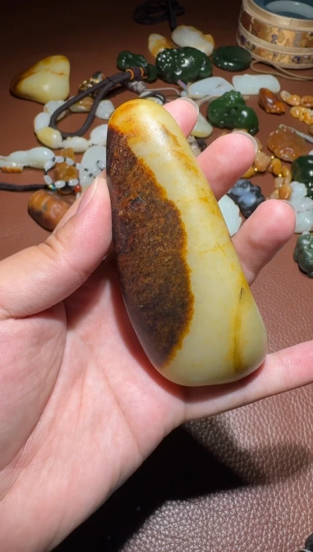 未镶嵌和田玉挂件建***馆和田玉