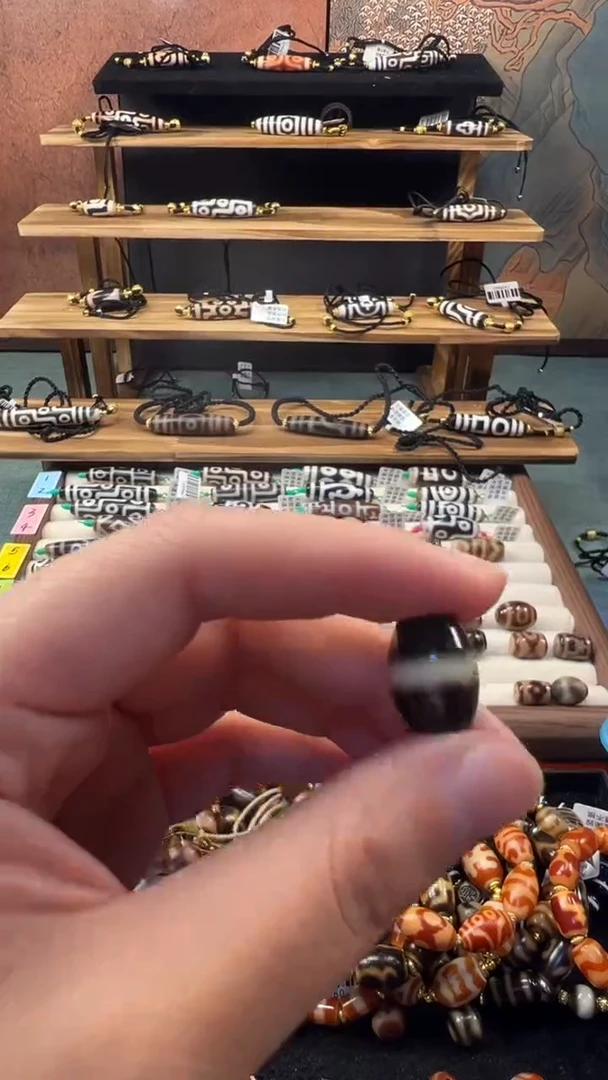 玛瑙/玉髓（覆膜）颈饰未镶嵌69.(微瑕)