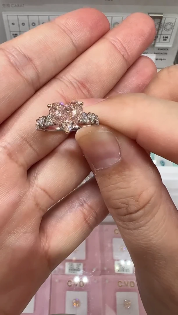 【闪购商品】实验室培育钻石18K金镶嵌TY2501-173客户定制