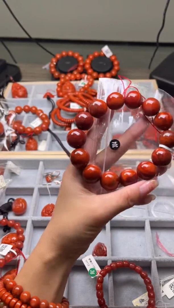 【闪购商品】南红玛瑙珠宝奇石未镶嵌304-17+