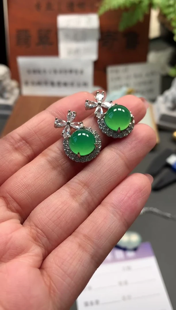 玛瑙/玉髓耳钉合金耳饰