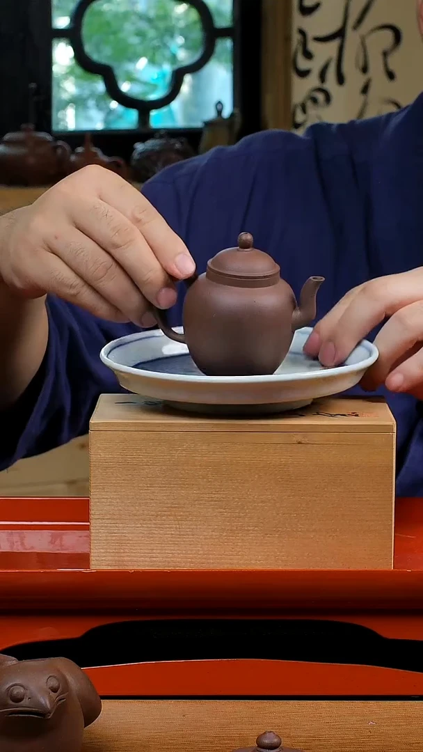 茶壶紫砂清灰紫泥宫灯150cc带壶承