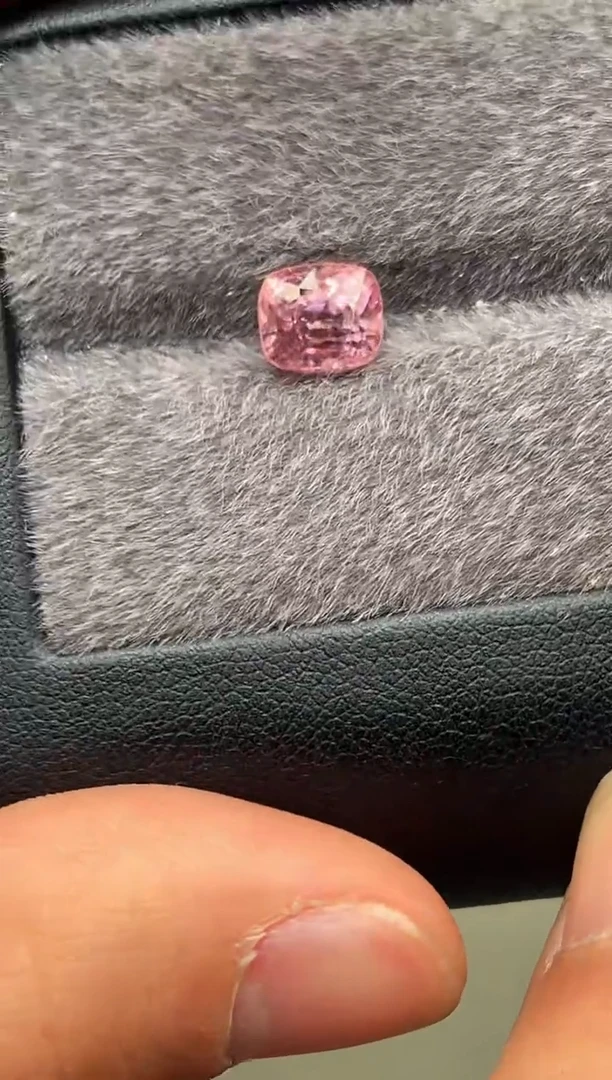 【闪购商品】定制尖晶石裸石未镶嵌枕型 粉色调尖晶石 2.49ct