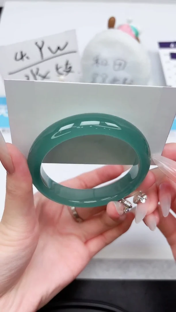 石英质玉手镯未镶嵌401-56