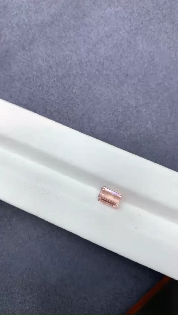 未镶嵌裸石碧玺1.66ct 25