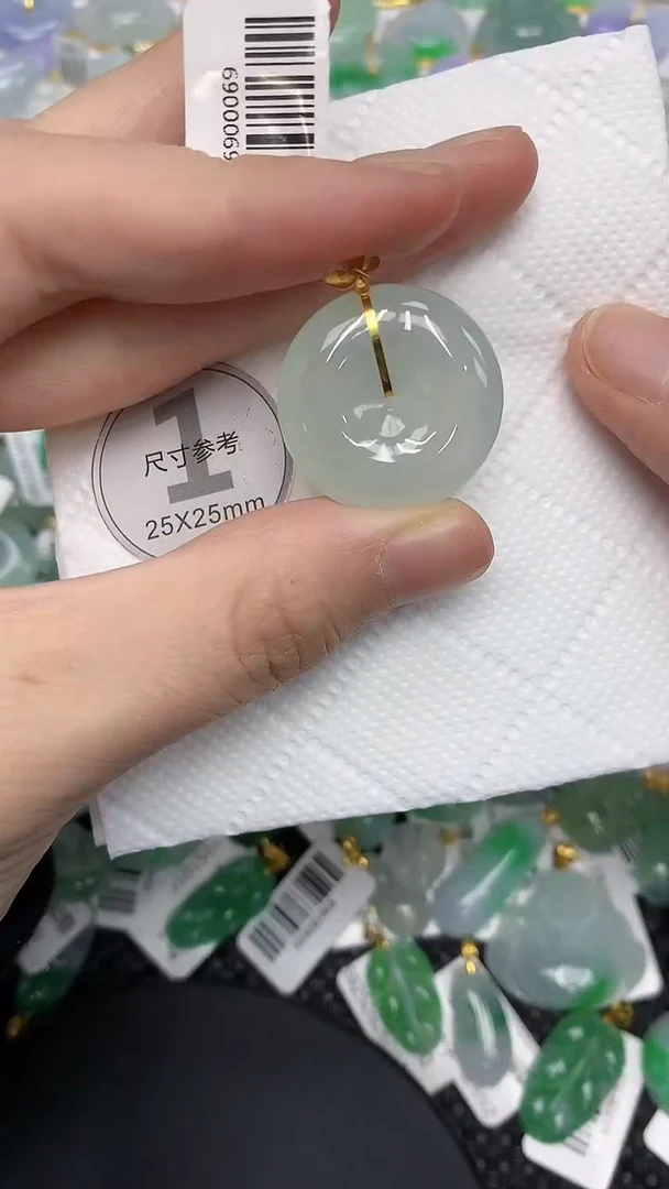颈饰18K金镶嵌翡翠1111111