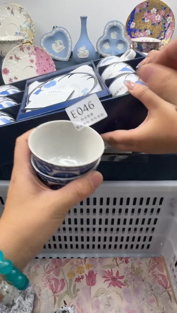 瓷片金*瓷片瓷片瓷片 E046