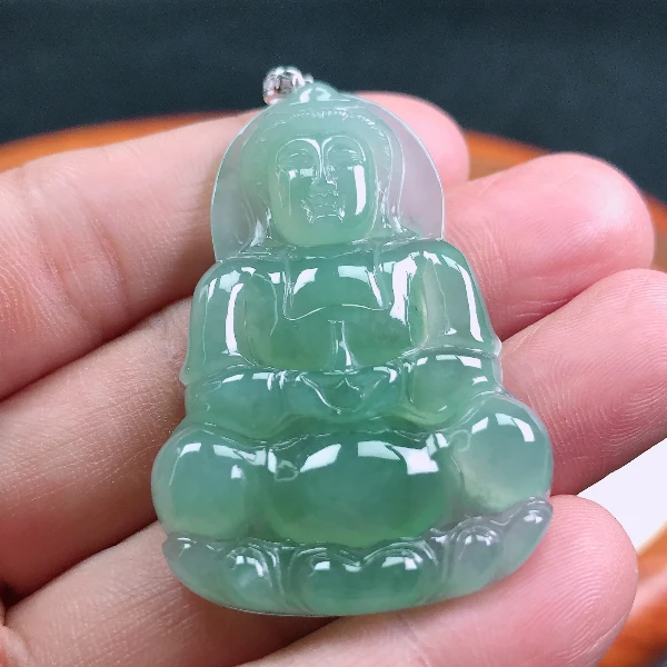 18k镶嵌扣头缅甸天然观音吊坠47*26.6*5.2mm