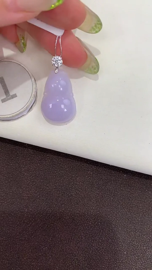 颈饰18K金镶嵌翡翠天然缅甸a货翡翠