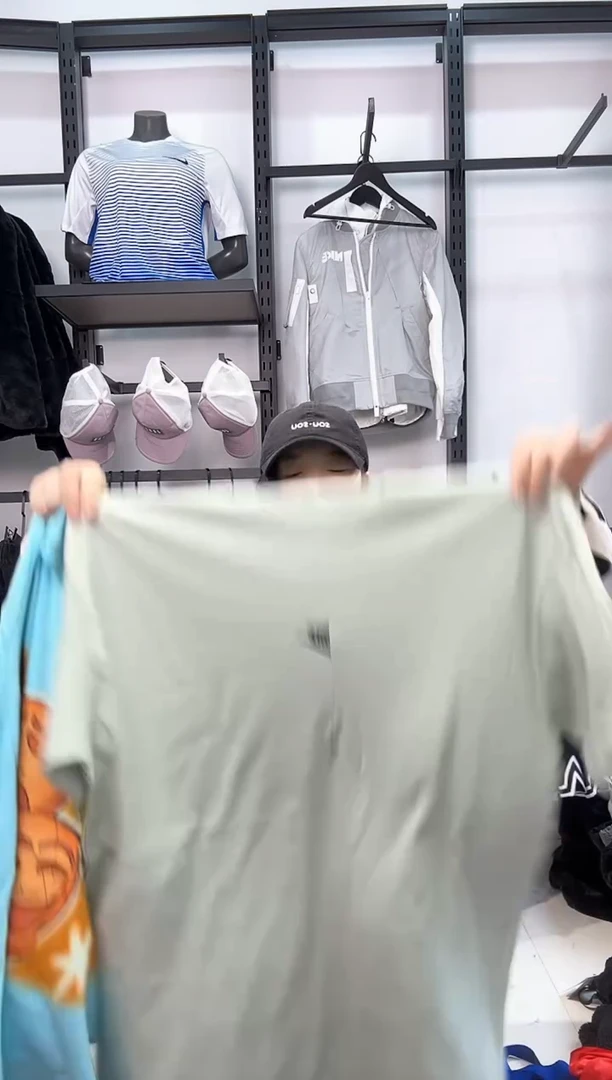 2739 编码  瑕疵直播间过款为准 尺码175  2