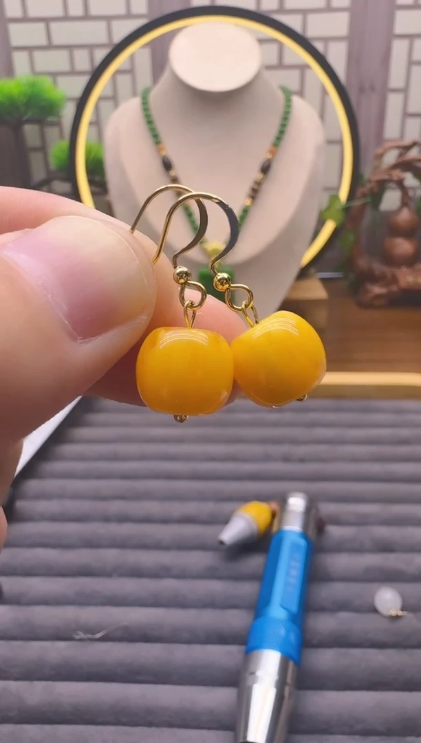 蜜蜡14K金镶嵌耳饰E01