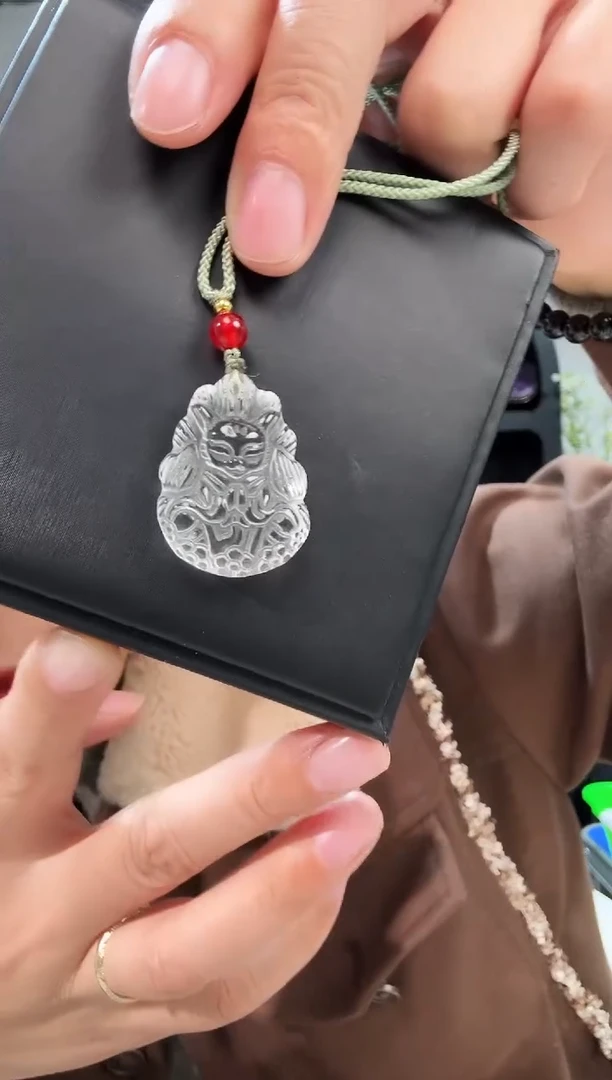 吊坠(赠链)未镶嵌水晶优0789