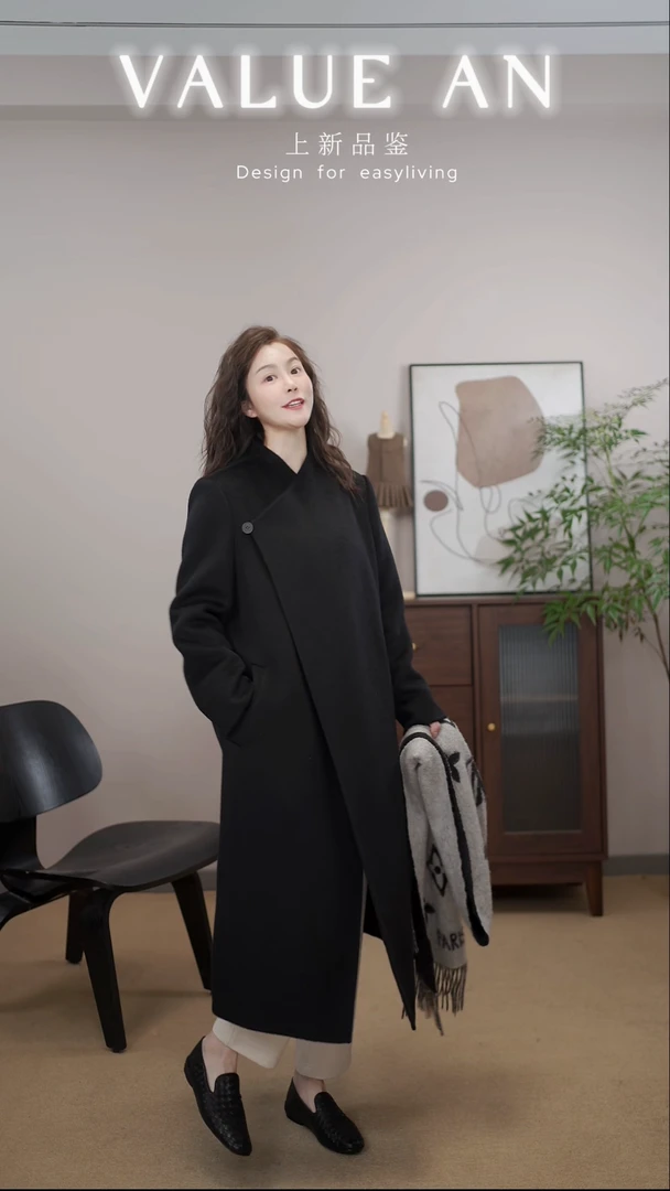 【小安老板】25312款气质韩系减龄25年设计款驼绒百搭老钱风女装