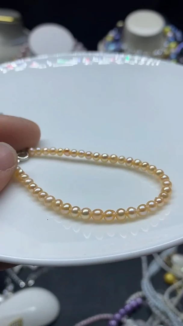 颈饰未镶嵌淡水珍珠多人