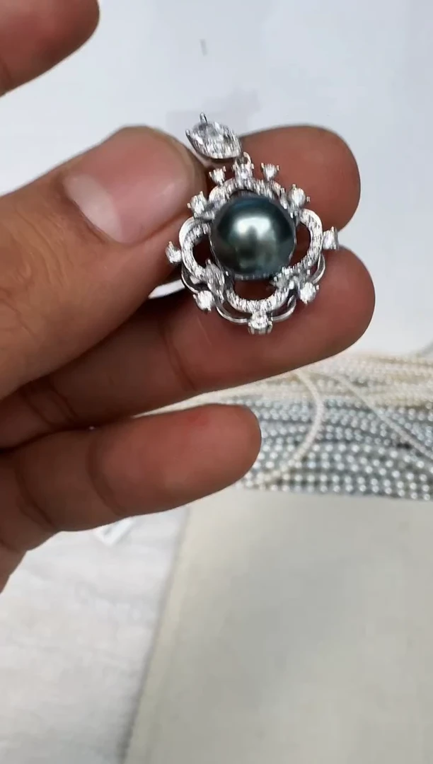 颈饰银S925镶嵌海水珍珠吊坠