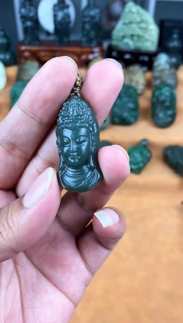 颈饰未镶嵌和田玉1