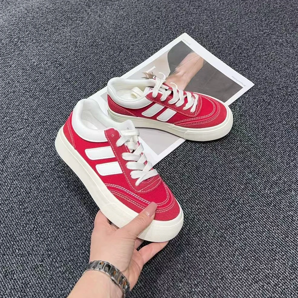 程程.自留红布鞋（标准码正码正拍）