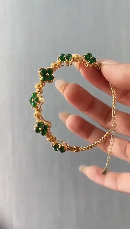 颈饰未镶嵌翡翠手串